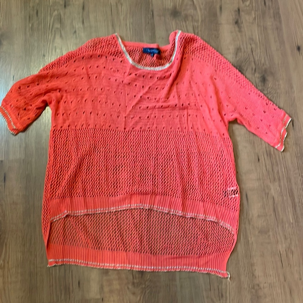 Xception delicate knit high low sweater.